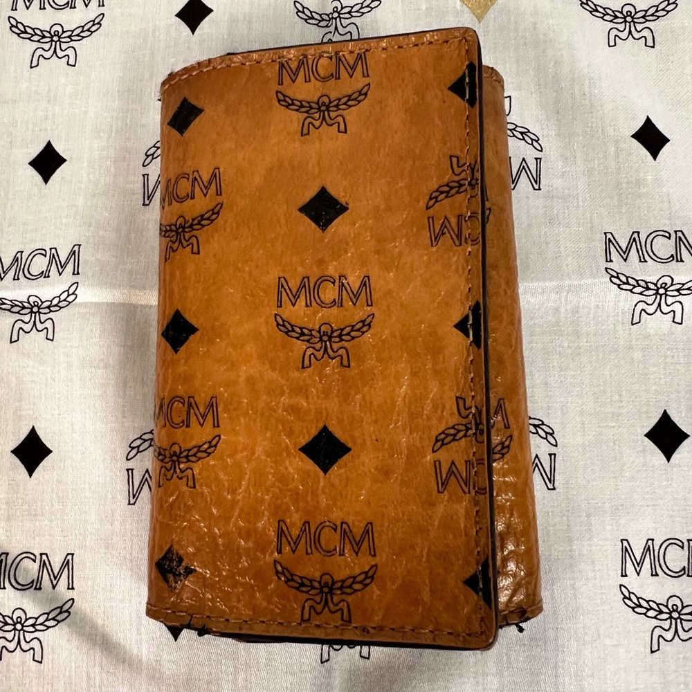 MCM Cognac Visetos Key Holder Wallet (A430)